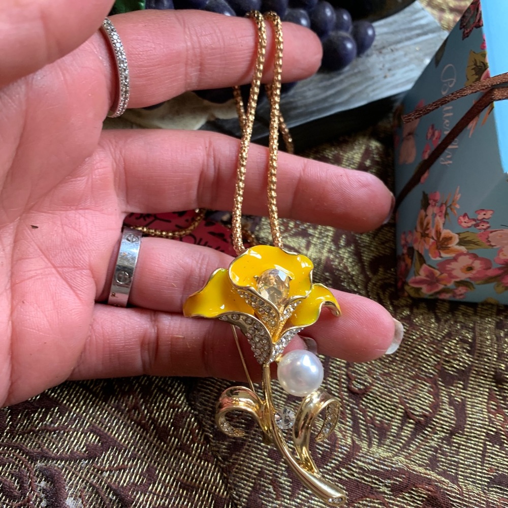 Beautiful GP Yellow flower crystals laminated pendant/Brooch necklace - Picture 7 of 7